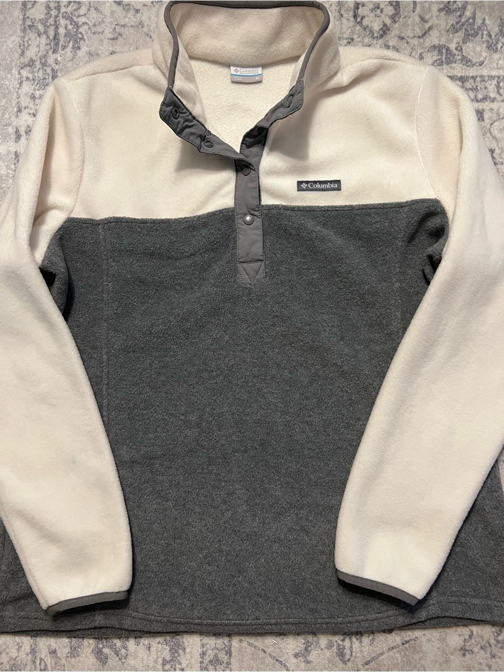 Columbia Cream and Charcoal Snap Fleece Pullover